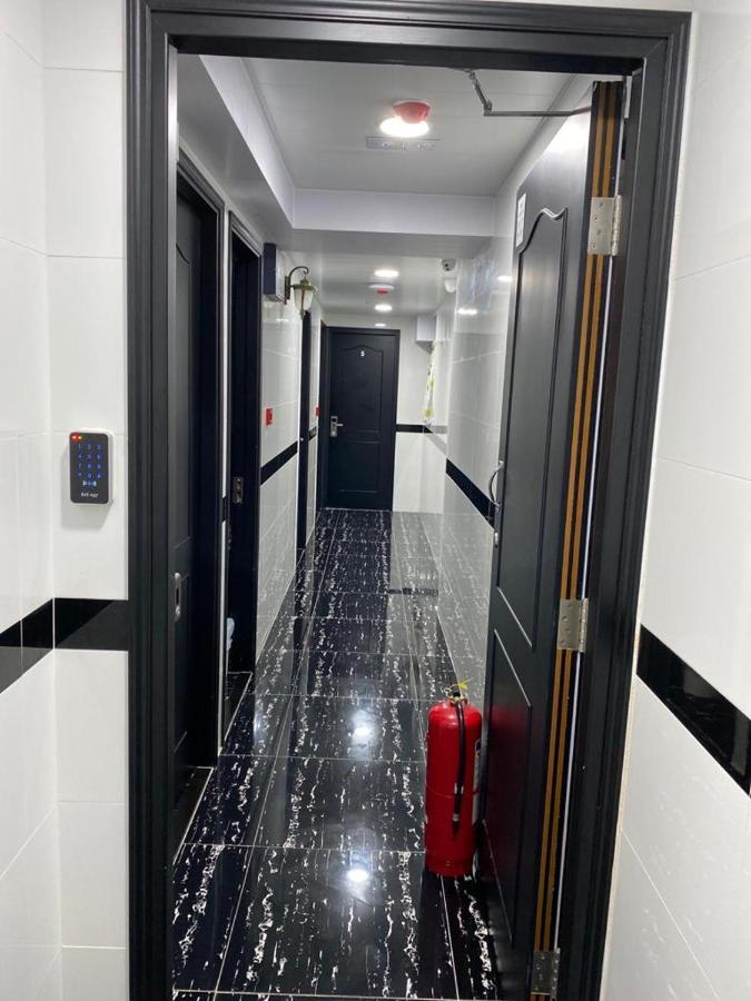 Budget Hostel Block D 10Th Floor Хонконг Екстериор снимка